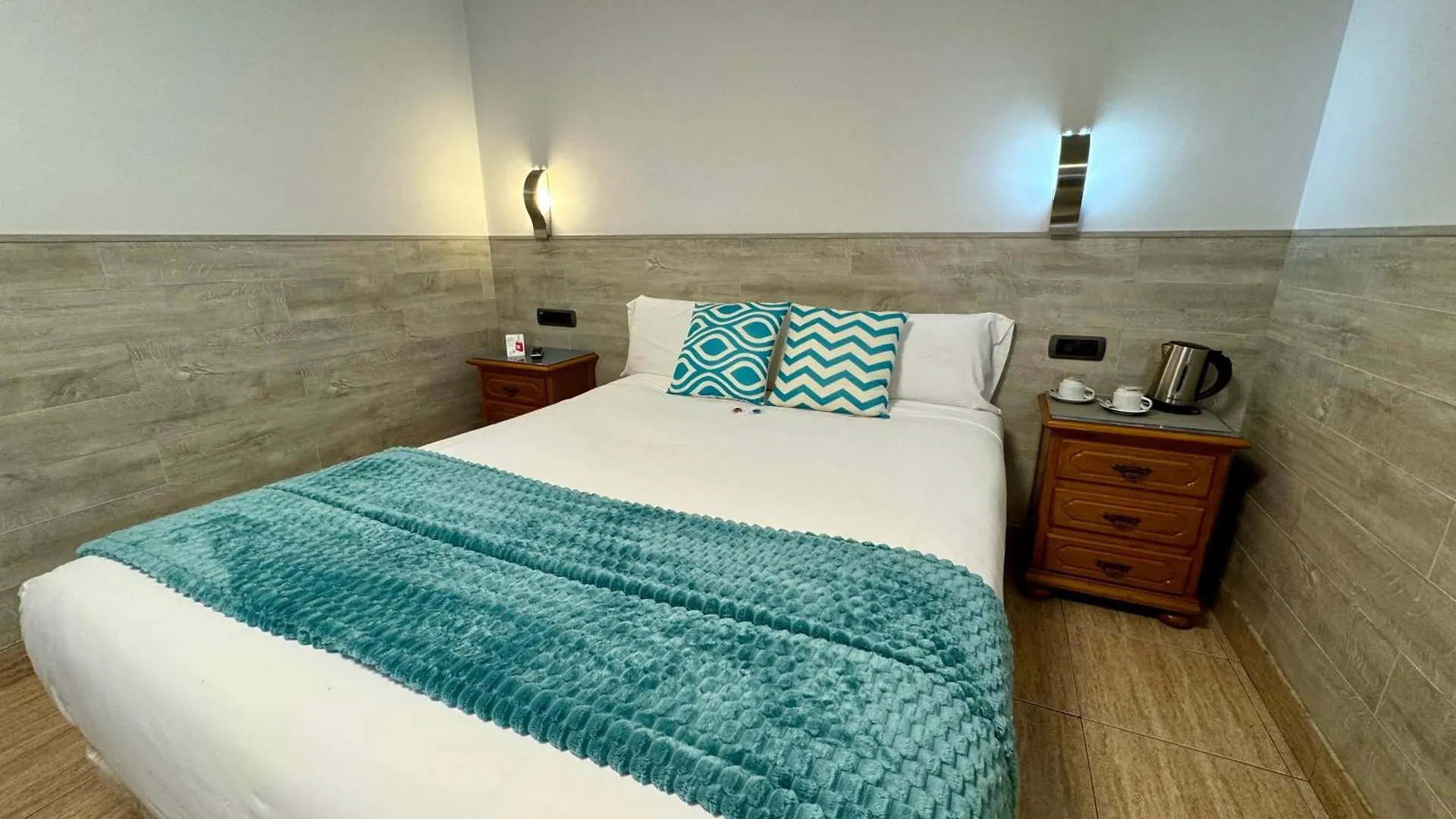 Hotel Artetxe Bilbao 2*,  Spain